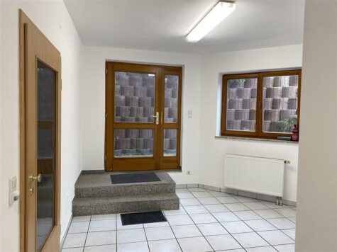 VIELSEITIG NUTZBARE GEWERBEEINHEIT IM SOUTERRAIN IN 85461 BOCKHORN, 85461 Bockhorn, Praxisfläche