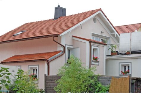 „STILVOLLES EFH MIT ATELIER, GALERIE, DACHTERRASSE UND WERKSTATT IN 85622 FELDKIRCHEN, 85622 Feldkirchen , Kr München, Einfamilienhaus
